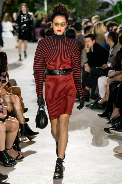 Look 31